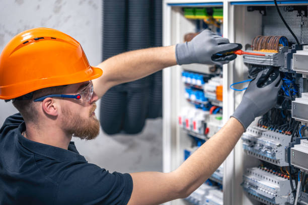 Best Emergency Electrician Near Me  in West Des Moines, IA